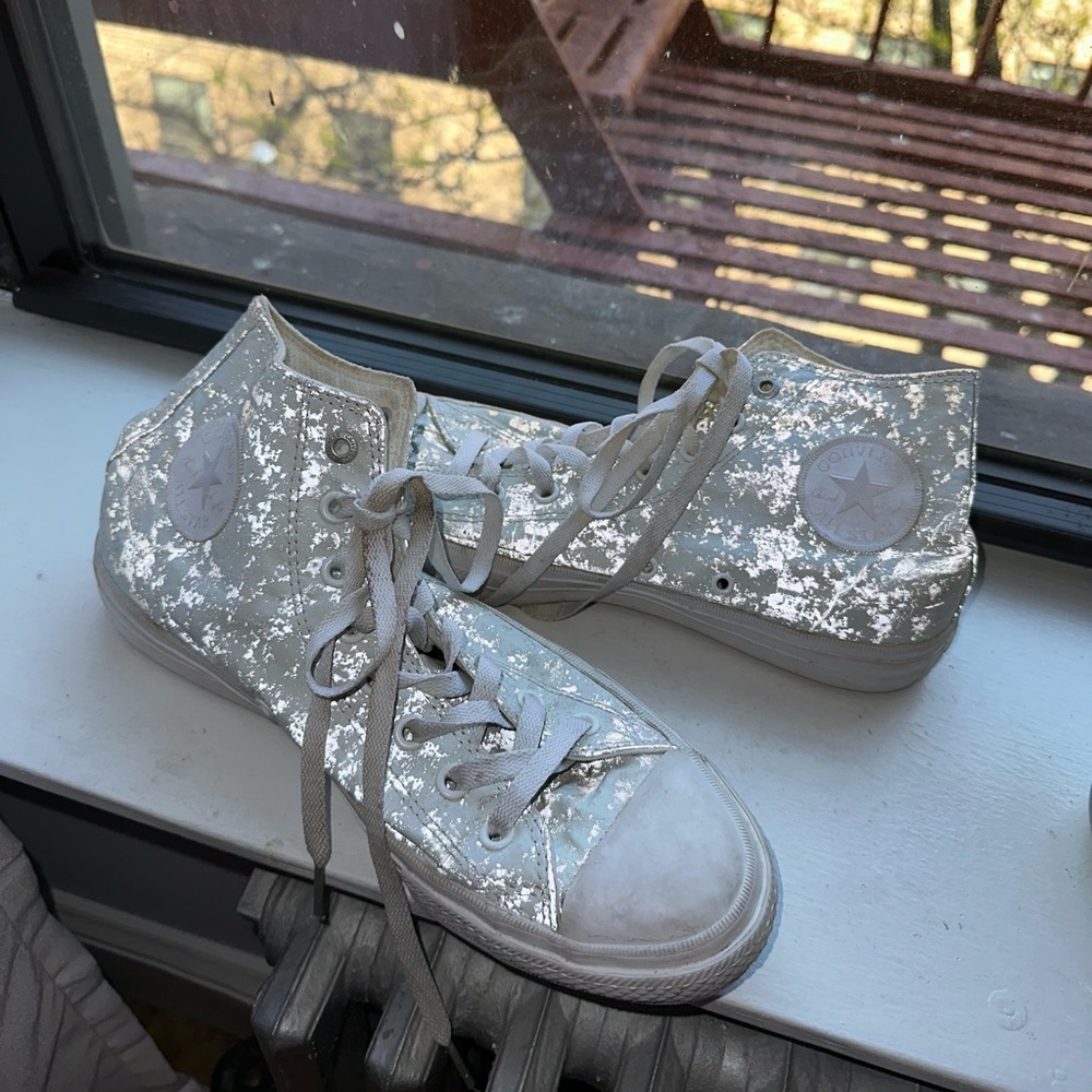 Converse
